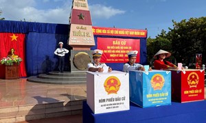 Bộ Nội vụ: Một số địa phương có tỷ lệ cử tri đi bầu cử đạt trên 99%