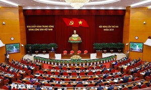 Thông báo hội nghị lần thứ hai Ban Chấp hành Trung ương Đảng khóa XIV