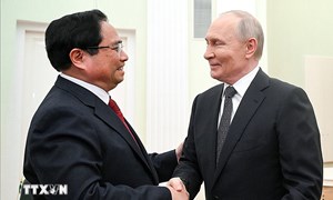 Thủ tướng Phạm Minh Chính hội kiến Tổng thống Liên bang Nga Vladimir Putin