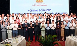 Phó Chủ tịch Quốc hội Nguyễn Thị Thanh dự Hội nghị bồi dưỡng “Giới thiệu về Quốc hội cho người lần đầu trúng cử đại biểu Quốc hội”