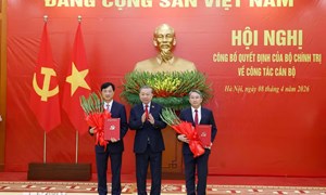 Trao quyết định bổ nhiệm Trưởng ban Tổ chức Trung ương và Chánh Văn phòng Trung ương Đảng 