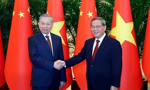 Việt Nam-Trung Quốc phấn đấu xác lập tầm cao mới cho hợp tác kinh tế, thương mại 