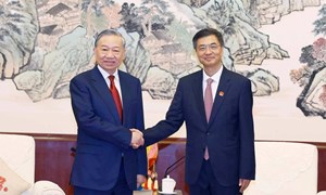 Tổng Bí thư, Chủ tịch nước Tô Lâm tiếp Bí thư khu ủy Khu tự trị dân tộc Choang Quảng Tây