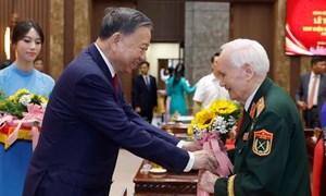 Tổng Bí thư, Chủ tịch nước Tô Lâm: Đảng viên lão thành là chỗ dựa tinh thần tin cậy 
