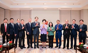 Làm sâu sắc hơn quan hệ hợp tác hữu nghị giữa hai nước Việt Nam - Trung Quốc