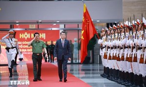 Thủ tướng Lê Minh Hưng: Cần gắn bảo đảm an ninh với mở rộng không gian phát triển đất nước