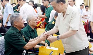 Tổng Bí thư, Chủ tịch nước Tô Lâm thăm Trung tâm Điều dưỡng thương binh Thuận Thành