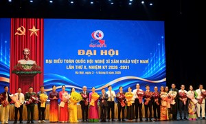 Phó Chủ tịch - Tổng Thư ký Hà Thị Nga dự Đại hội đại biểu toàn quốc Hội Nghệ sỹ Sân khấu Việt Nam lần thứ X, nhiệm kỳ 2026-2031