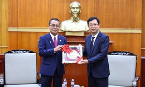 Tạo thêm động lực mới cho quan hệ hợp tác giữa Mặt trận hai nước Việt Nam - Lào