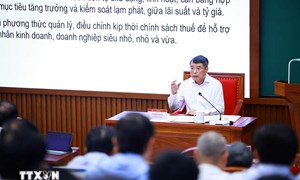 Thủ tướng Lê Minh Hưng trao đổi Chuyên đề về nâng cao năng lực điều hành của Chính phủ