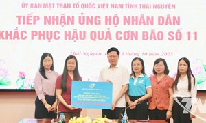 Ủy ban MTTQ tỉnh Thái Nguyên tiếp nhận ủng hộ khắc phục hậu quả lũ lụt