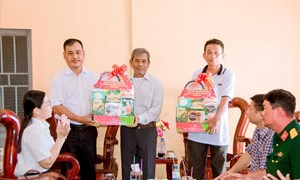 Người có uy tín chung tay “thắp sáng” niềm tin về Chương trình MTQG 1719 vùng đồng bào Khmer