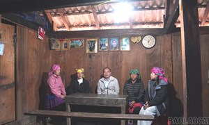 Lào Cai: Trạm Tấu xây dựng chính quyền “gần dân, sát dân, vì Nhân dân phục vụ”.