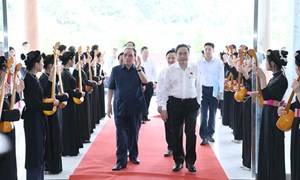 Chủ tịch Quốc hội Trần Thanh Mẫn dự Chương trình “Trở về nguồn - hướng tới tương lai“