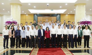 Bộ Chính trị cho ý kiến về công tác chuẩn bị Đại hội Đảng bộ TP Hà Nội và Đảng bộ TP Hồ Chí Minh