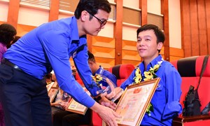 Tuyên dương 25 gương thanh niên khuyết tật tiêu biểu 'Tỏa sáng nghị lực Việt'