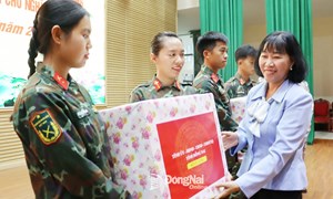 Lãnh đạo tỉnh Đồng Nai thăm, động viên, tặng quà lực lượng A80