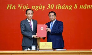 Thủ tướng Phạm Minh Chính trao quyết định giao quyền Bộ trưởng Bộ Ngoại giao