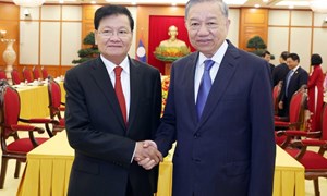Tổng Bí thư: Vun đắp và phát triển quan hệ đặc biệt Việt-Lào ngày càng bền chặt