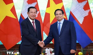 Việt Nam dành ưu tiên cao cho việc củng cố, phát triển quan hệ với Campuchia