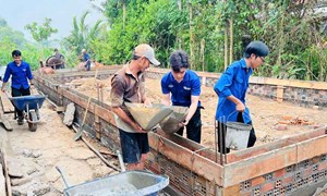 Vĩnh Long: Ấm áp nghĩa tình từ những căn nhà mới