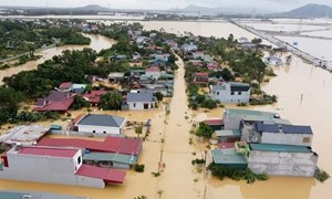 Mặt trận Tổ quốc Việt Nam thành phố Hà Nội hỗ trợ 55 tỷ đồng cho 5 tỉnh bị ảnh hưởng bão số 10