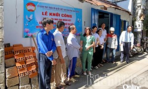 Khánh Hòa: Ủy ban MTTQ Việt Nam phường Nha Trang khởi công sửa chữa 2 nhà Đại đoàn kết