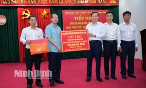 Ninh Bình: Uỷ ban MTTQ Việt Nam tỉnh tiếp nhận 1 tỷ đồng khắc phục thiệt hại do bão số 10 