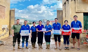 Cao Bằng: Các đoàn công tác thăm hỏi, động viên, chia sẻ cùng người dân sau bão số 10