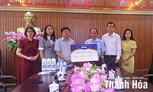 Thanh Hoá: Ủy ban MTTQ Việt Nam tỉnh tiếp nhận ủng hộ khắc phục hậu quả mưa lũ