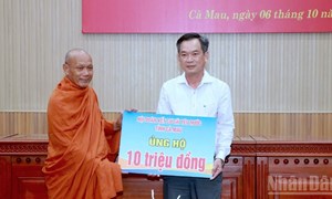 Cà Mau quyên góp ủng hộ đồng bào vùng thiên tai