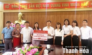 Thanh Hoá: Uỷ ban MTTQ Việt Nam tỉnh tiếp nhận 400 triệu đồng khắc phục hậu quả mưa lũ 