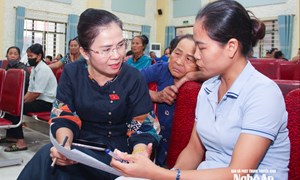 Nghệ An: Chủ tịch Ủy ban MTTQ Việt Nam tỉnh, Trưởng Đoàn đại biểu Quốc hội tỉnh tiếp xúc cử tri tại xã Minh Châu