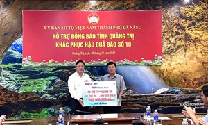 Quảng Trị: Uỷ ban MTTQ Việt Nam tỉnh tiếp nhận ủng hộ khắc phục hậu quả bão số 10 