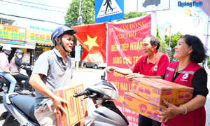 Quảng Ngãi: Gửi yêu thương đến vùng lũ
