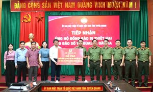 Bộ Công an ủng hộ 5 tỷ đồng hỗ trợ Tuyên Quang khắc phục hậu quả bão lũ
