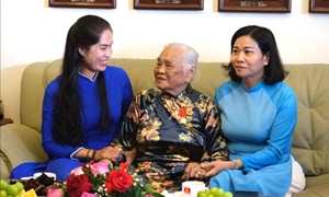 Phụ nữ Lâm Ðồng tiếp nối truyền thống, khẳng định vai trò, vị thế