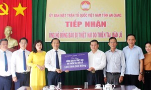 An Giang: Ủy ban MTTQ Việt Nam tỉnh tiếp nhận ủng hộ đồng bào khắc phục hậu quả bão lũ 