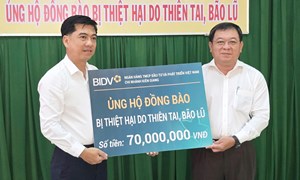 An Giang: Ủy ban MTTQ Việt Nam tỉnh tiếp nhận ủng hộ đồng bào khắc phục hậu quả bão lũ 