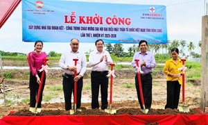 Vĩnh Long: Ủy ban MTTQ Việt Nam tỉnh khởi công 15 nhà đại đoàn kết cho hộ khó khăn