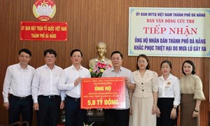 Đà Nẵng tiếp nhận hơn 47 tỉ đồng và 266 tấn hàng cứu trợ lũ lụt