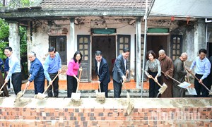 Ninh Bình: Khởi công xây dựng Nhà Đại đoàn kết cho hộ gia đình có hoàn cảnh đặc biệt khó khăn