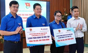 Sẻ chia với thanh thiếu nhi, giáo viên, nhân dân thành phố Huế trước những ảnh hưởng nặng nề của 4 trận lũ liên tiếp trong thời gian vừa qua