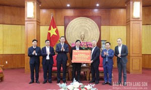 Lạng Sơn tiếp nhận ủng hộ 2,7 tỷ đồng từ Tổng Công ty Đầu tư và Kinh doanh vốn nhà nước