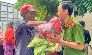 Gia Lai chung sức cứu trợ đồng bào vùng lũ