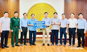 Hải Phòng trao tiền mặt, nhu yếu phẩm, thuốc men hỗ trợ người dân tỉnh Đắk Lắk