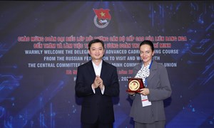 Trung ương Đoàn TNCS Hồ Chí Minh báo cáo chuyên đề dành cho lớp bồi dưỡng công chức cao cấp của Liên bang Nga
