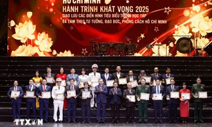 Tổng Bí thư Tô Lâm: Khơi dậy ý chí quật cường, quyết tâm học tập, làm theo Bác