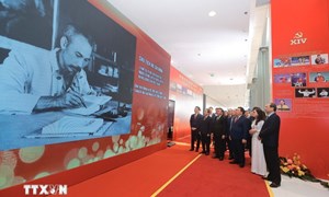 Bồi đắp niềm tin và khát vọng phát triển đất nước phồn vinh, văn minh, hạnh phúc