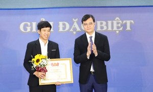 Trung ương Đoàn TNCS Hồ Chí Minh trao giải Cuộc thi sáng tác biểu trưng Đại hội Đoàn toàn quốc lần thứ XIII, nhiệm kỳ 2026 - 2031